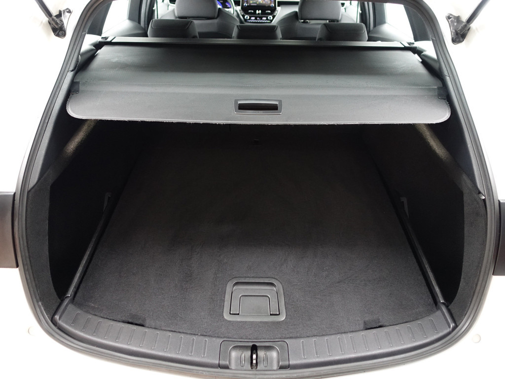 
Toyota Corolla Touring Sports 1.8 Hybrid Executive Aut- Head Up, Virtual cockpit, Stoelverwarming, Carplay, Park Pilot, Park Assist, Camera vol									