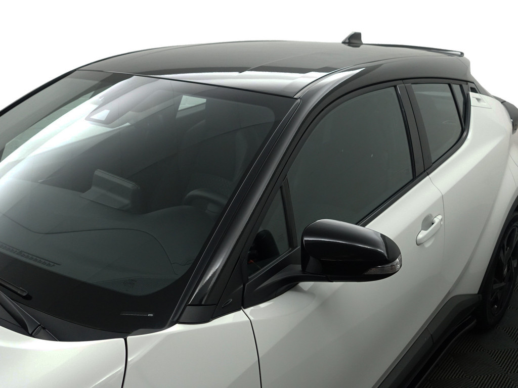 
Toyota C-HR 1.8 Hybrid Dynamic Sport Aut- Full Maxton Design, Two Tone, Smoke PPF, Xenon Led, Camera, Carplay vol									