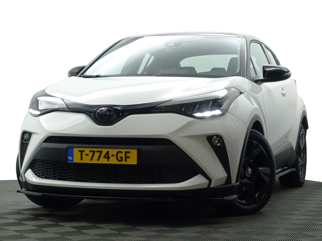 
Toyota C-HR 1.8 Hybrid Dynamic Sport Aut- Full Maxton Design, Two Tone, Smoke PPF, Xenon Led, Camera, Carplay vol									