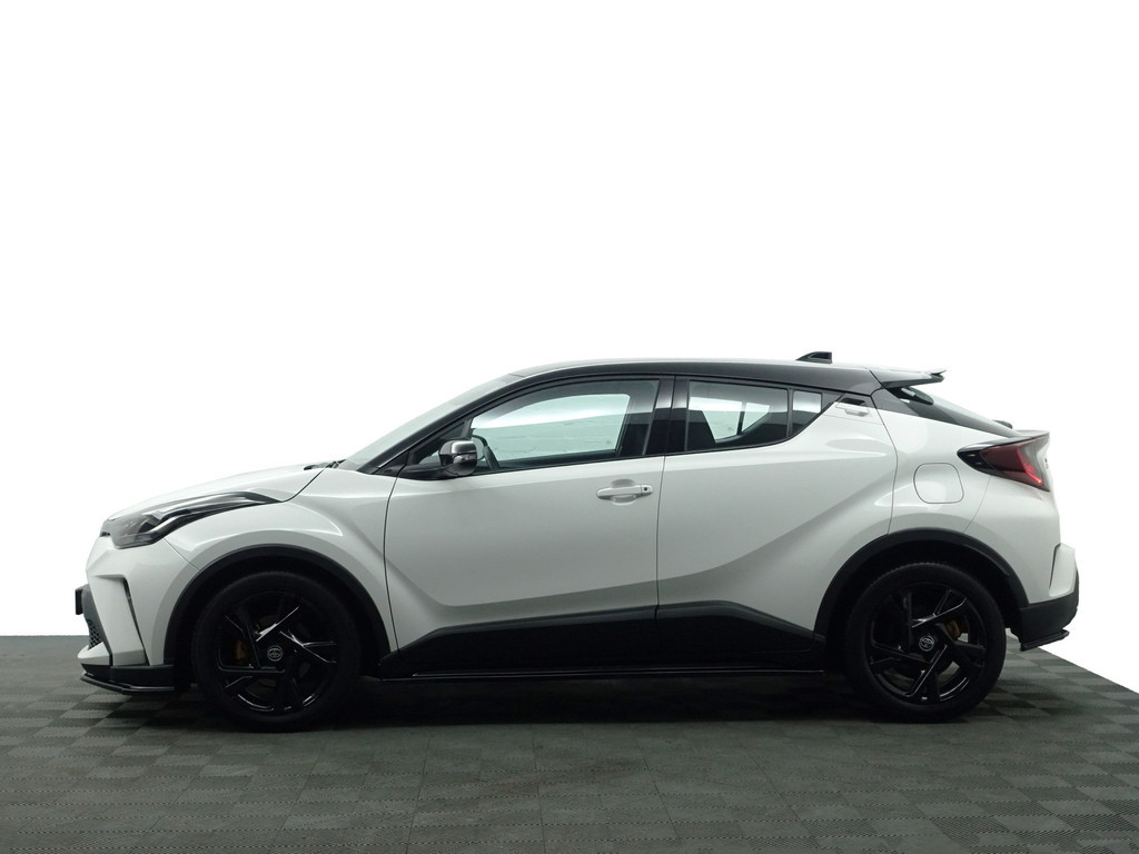 
Toyota C-HR 1.8 Hybrid Dynamic Sport Aut- Full Maxton Design, Two Tone, Smoke PPF, Xenon Led, Camera, Carplay vol									