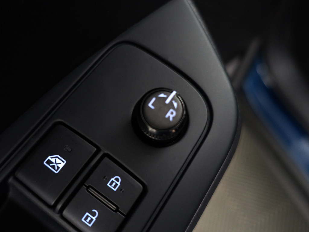 
Toyota C-HR 1.8 Hybrid Active Aut- NAP 26dkm, Dealer Onderhouden, Camera, Ada Cruise, Carplay vol									