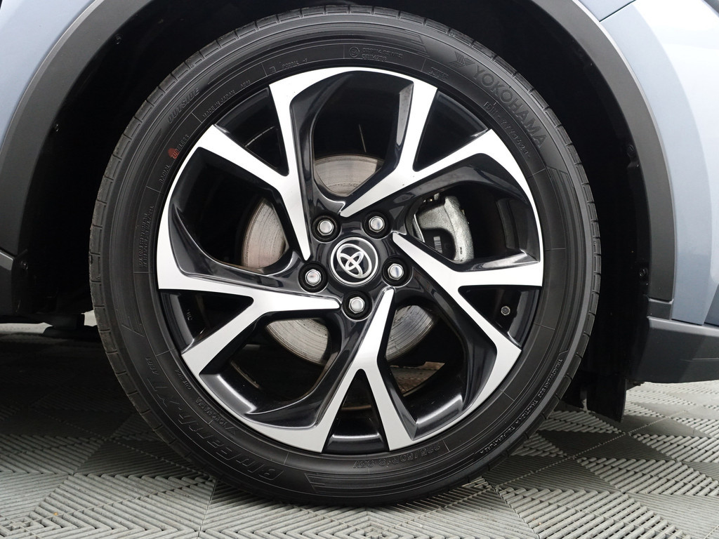 
								Toyota C-HR 1.8 Hybrid Executive Aut- Two Tone, Camera, Ada Cruise, Stoelverwarming, JBL Audio, Comfort Interieur vol									