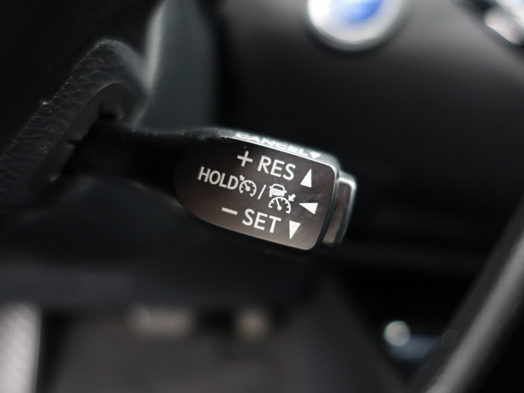 
								Toyota C-HR 1.8 Hybrid Executive Aut- Two Tone, Camera, Ada Cruise, Stoelverwarming, JBL Audio, Comfort Interieur vol									