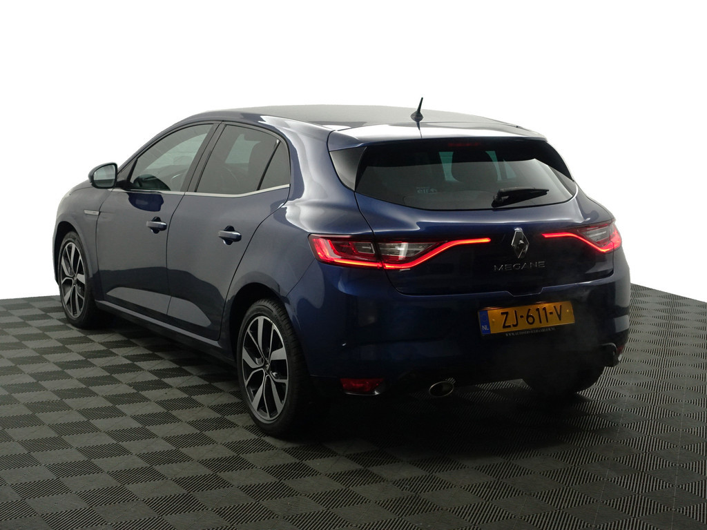
Renault Mégane 1.3 TCe 165pk Bose Aut- Head Up, Sfeerverlichting, Bose Audio, Ada Cruise, Xenon Led, Sport Interieur vol									