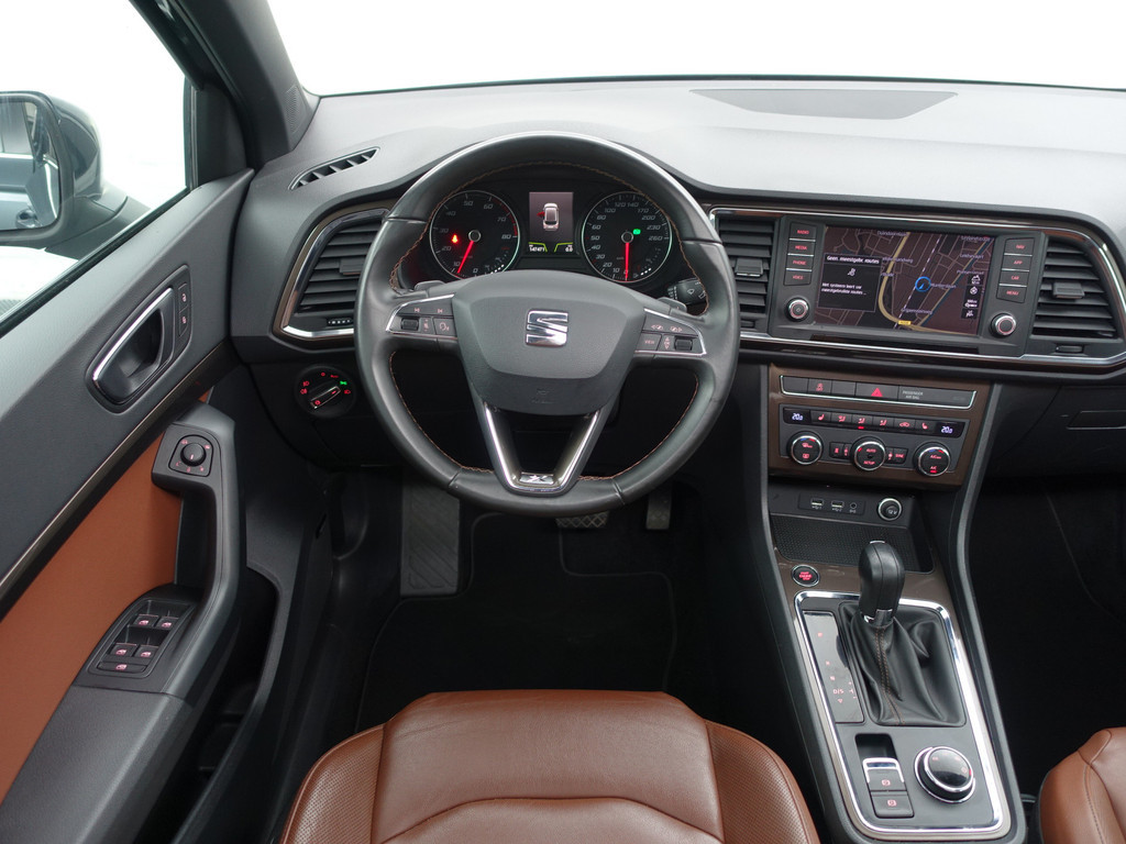 
								Seat Ateca 1.5 TSI Xcellence Aut- Standkachel, Panodak, Sfeerverlichting, Xenon Led, Dynamic Select, Camera vol									