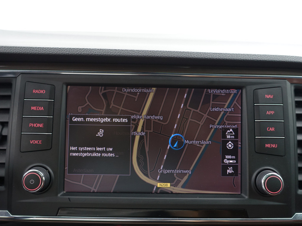 
								Seat Ateca 1.5 TSI Xcellence Aut- Standkachel, Panodak, Sfeerverlichting, Xenon Led, Dynamic Select, Camera vol									