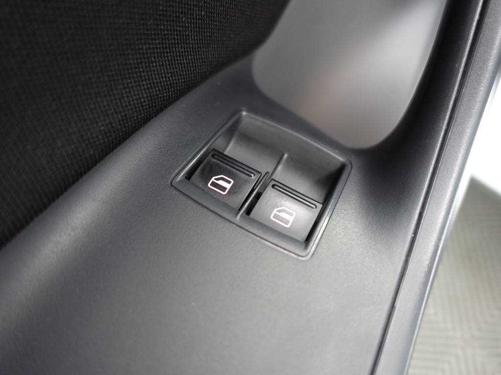 
Seat Ibiza SC 1.4 TSI Cupra 180PK Aut- Xenon Led, Navi, Clima, Cruise, Privacy Glass, Sport Brakes vol									