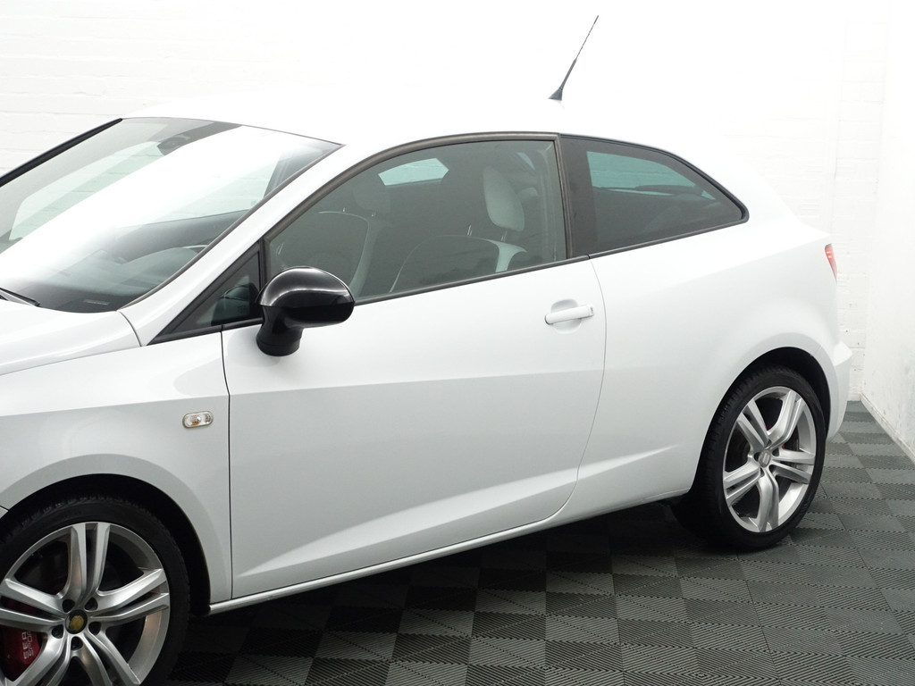 
Seat Ibiza SC 1.4 TSI Cupra 180PK Aut- Xenon Led, Navi, Clima, Cruise, Privacy Glass, Sport Brakes vol									