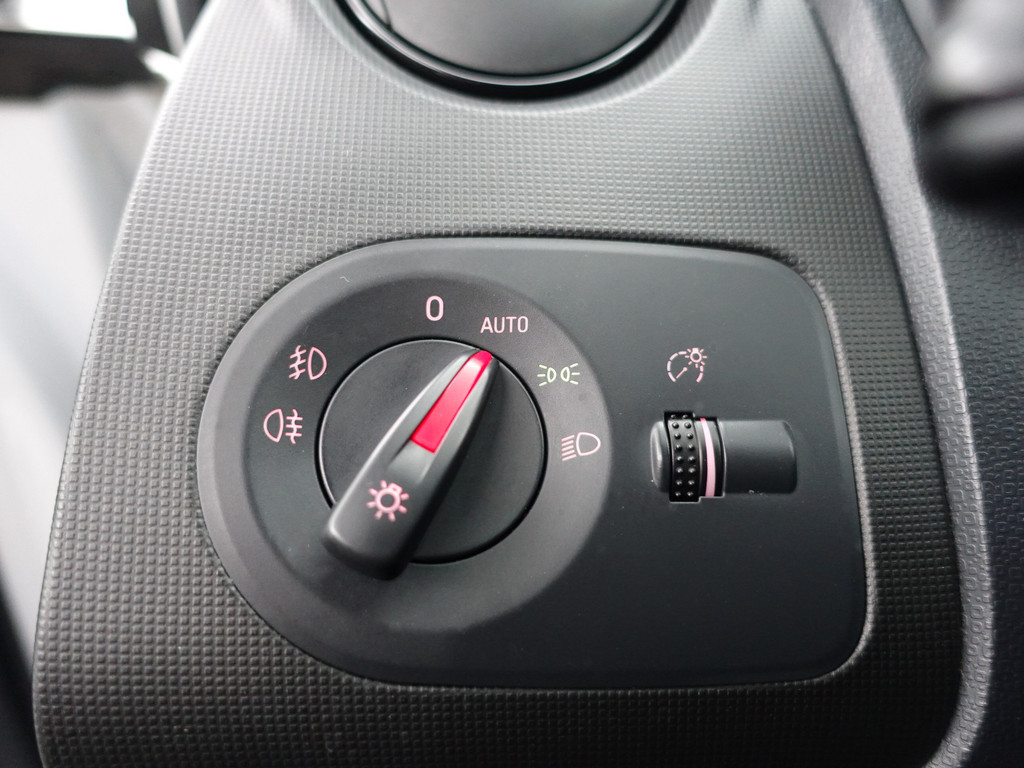 
Seat Ibiza SC 1.4 TSI Cupra 180PK Aut- Xenon Led, Navi, Clima, Cruise, Privacy Glass, Sport Brakes vol									