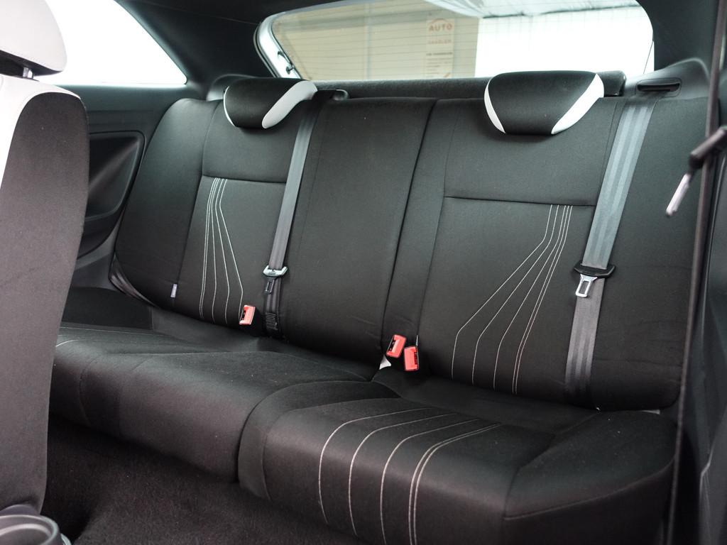 
Seat Ibiza SC 1.4 TSI Cupra 180PK Aut- Xenon Led, Navi, Clima, Cruise, Privacy Glass, Sport Brakes vol									