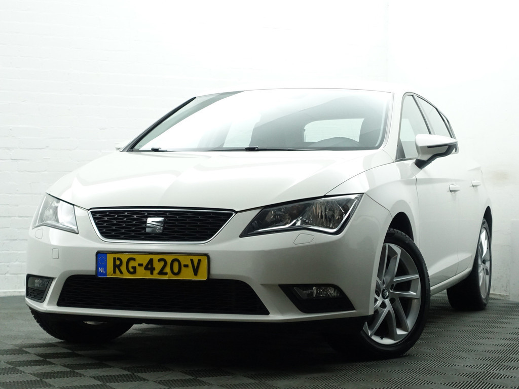 
								Seat Leon 1.6 TDI Connect Aut- Park Assist, Navi, Cruise, Stoelverwarming, Clima vol									