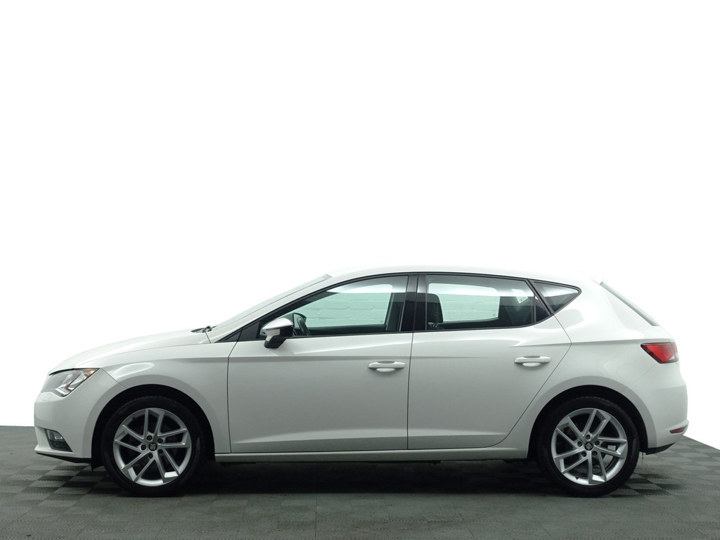 
								Seat Leon 1.6 TDI Connect Aut- Park Assist, Navi, Cruise, Stoelverwarming, Clima vol									