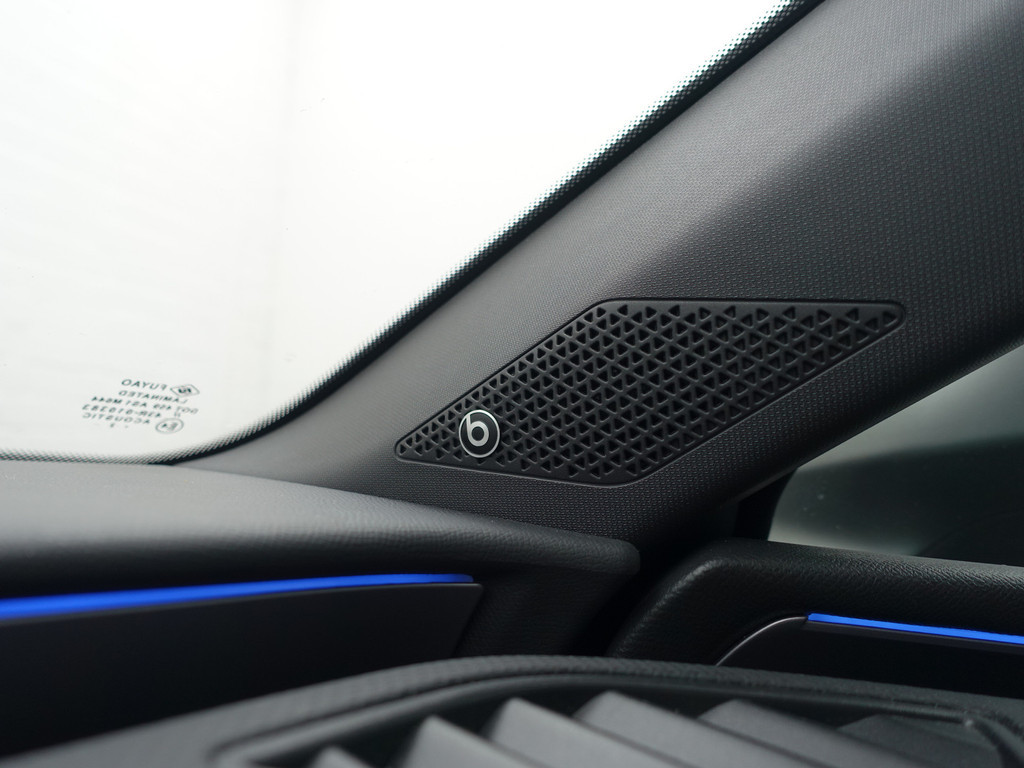 
Seat Leon Sportstourer 1.5 eTSI FR Launch Edition Aut- Panodak, Beats Audio, Stuur/Stoelverwarming, Sfeerverlichting, Ada Cruise, Carplay vol									