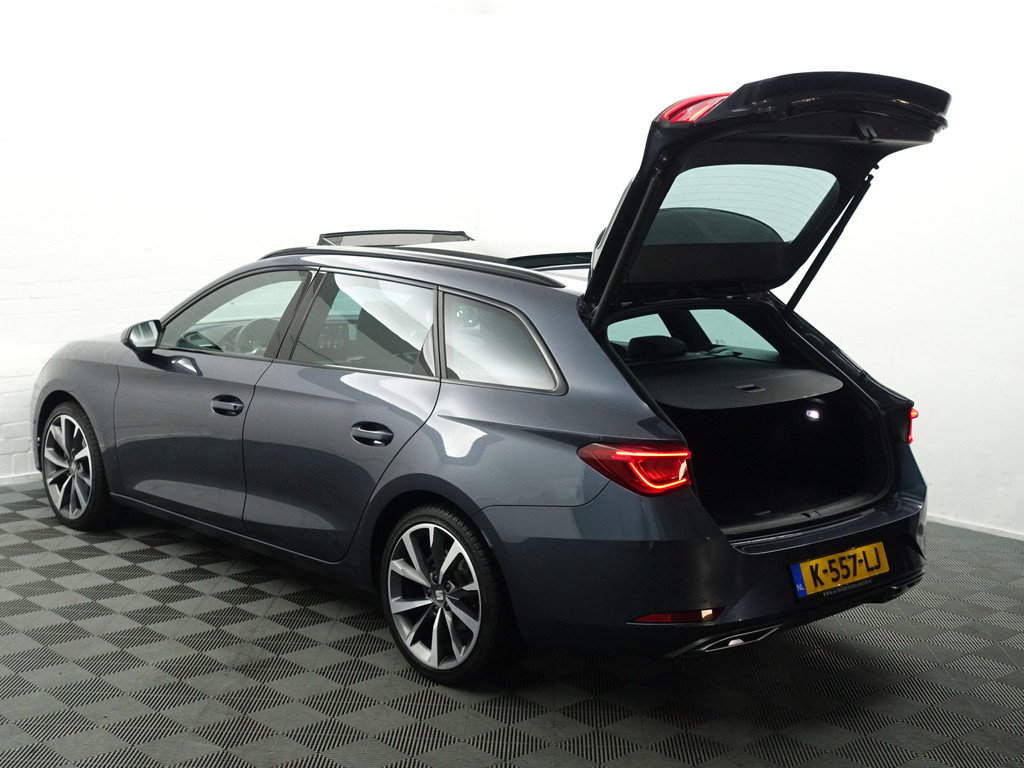 
Seat Leon Sportstourer 1.5 eTSI FR Launch Edition Aut- Panodak, Beats Audio, Stuur/Stoelverwarming, Sfeerverlichting, Ada Cruise, Carplay vol									