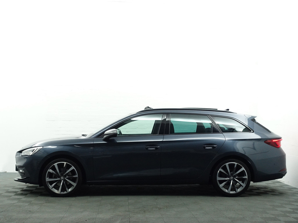 
Seat Leon Sportstourer 1.5 eTSI FR Launch Edition Aut- Panodak, Beats Audio, Stuur/Stoelverwarming, Sfeerverlichting, Ada Cruise, Carplay vol									