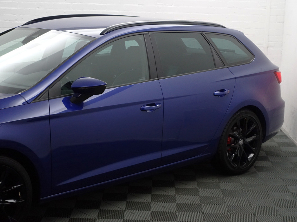 
								Seat León ST 1.8 TSI 180pk FR Intense- CarPlay, Sfeerverlichting, Xenon Led, Dynamic Select, Keyless, Park Assist vol									