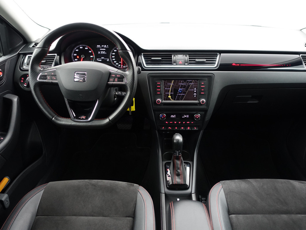 
Seat Toledo 1.4 TSI FR Business Intense Aut- Alcantara Sport Interieur, Camera, Sfeerverlichting, Xenon Led, Carplay, Stoelverwarming vol									