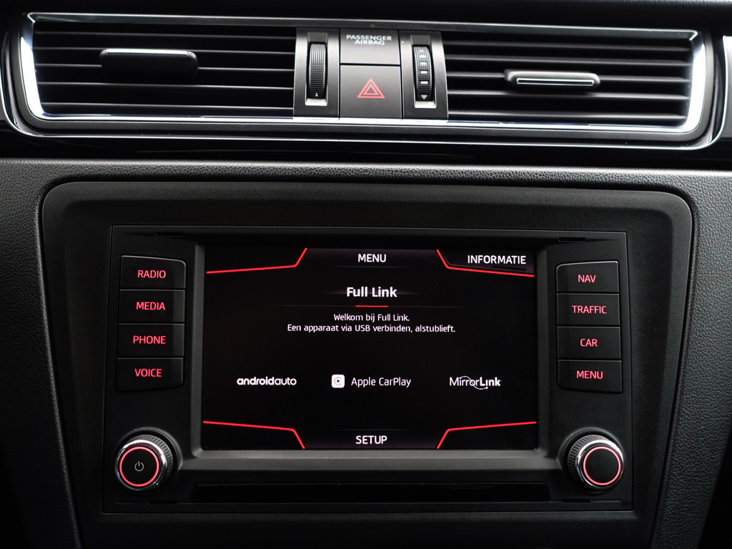 
Seat Toledo 1.4 TSI FR Business Intense Aut- Alcantara Sport Interieur, Camera, Sfeerverlichting, Xenon Led, Carplay, Stoelverwarming vol									