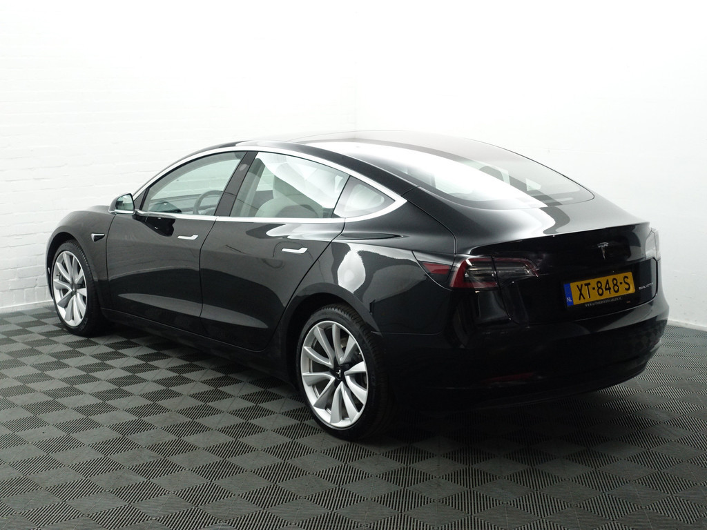 
Tesla Model 3 Long Range 75KWH- Panoramadak, Autopilot, Connectiviteit, Wit Leder, Stoelverwarming vol									
