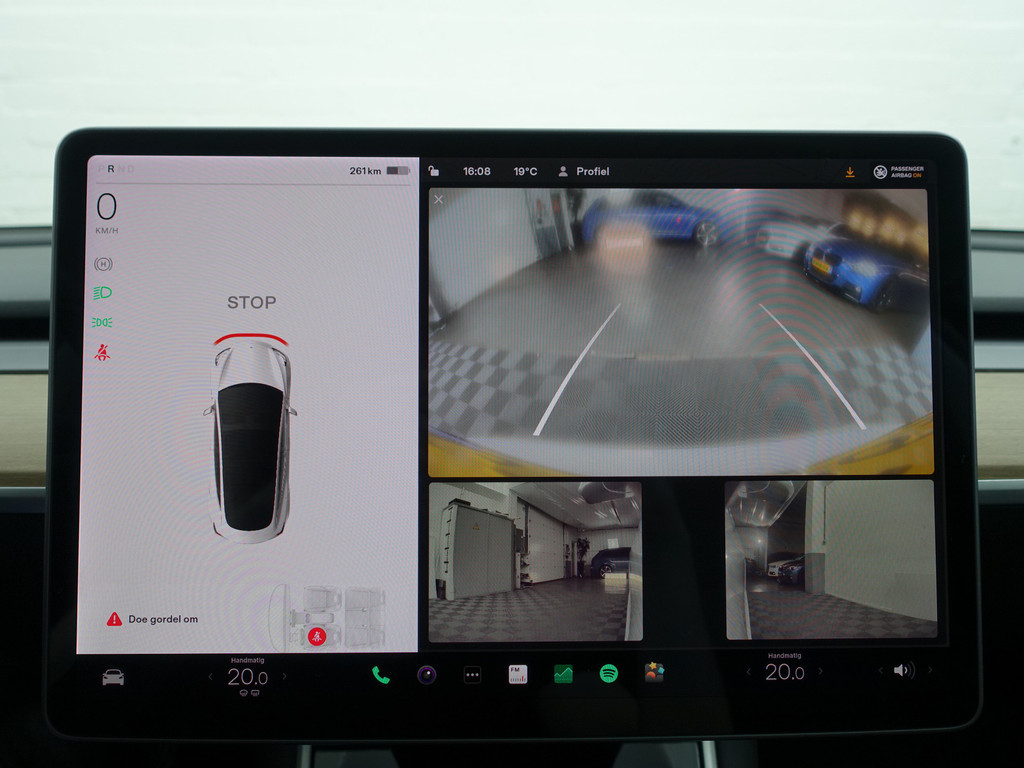 
								Tesla Model 3 Long Range Aut- Panodak, Stoelverwarming, Leder Interieur, 360 Camera, Xenon Led vol									