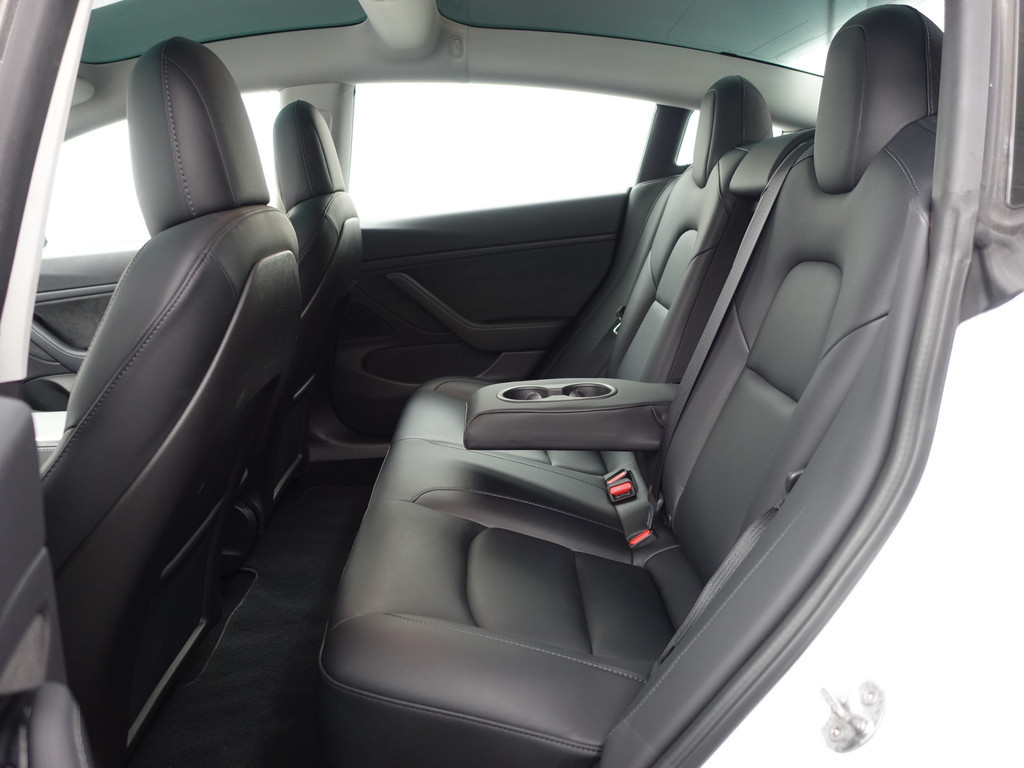 
								Tesla Model 3 Long Range Aut- Panodak, Stoelverwarming, Leder Interieur, 360 Camera, Xenon Led vol									