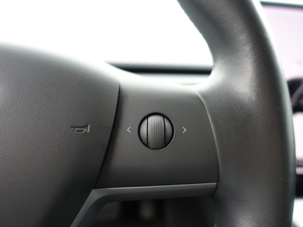 
								Tesla Model 3 Long Range Performance Edition- Carbon Interieur Afwerking, Full Self Driving, Connectiviteit, Xenon Led, Panodak vol									