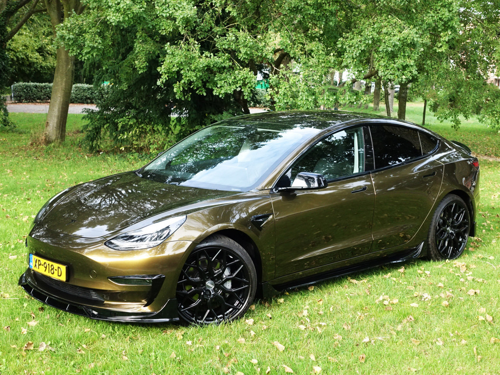 
								Tesla Model 3 Long Range Performance Edition- Carbon Interieur Afwerking, Full Self Driving, Connectiviteit, Xenon Led, Panodak vol									