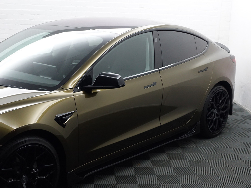 
								Tesla Model 3 Long Range Performance Edition- Carbon Interieur Afwerking, Full Self Driving, Connectiviteit, Xenon Led, Panodak vol									