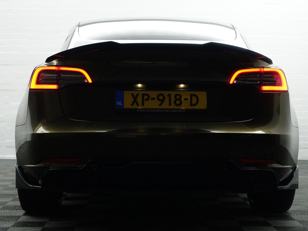 
								Tesla Model 3 Long Range Performance Edition- Carbon Interieur Afwerking, Full Self Driving, Connectiviteit, Xenon Led, Panodak vol									