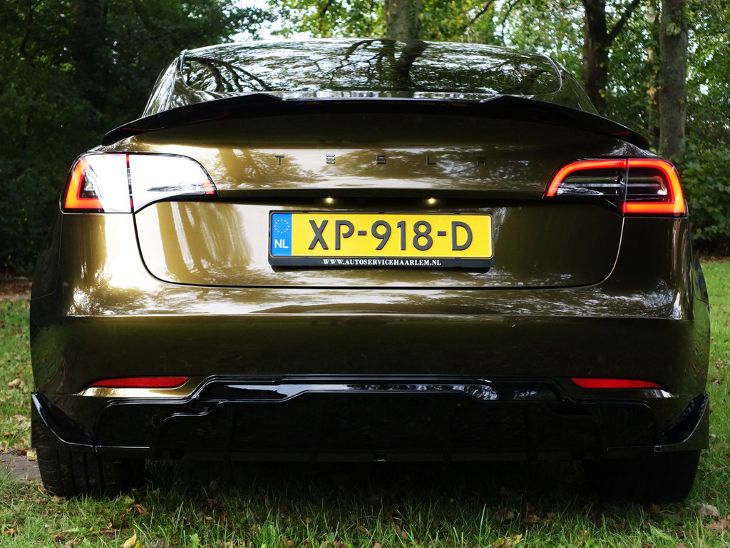
								Tesla Model 3 Long Range Performance Edition- Carbon Interieur Afwerking, Full Self Driving, Connectiviteit, Xenon Led, Panodak vol									