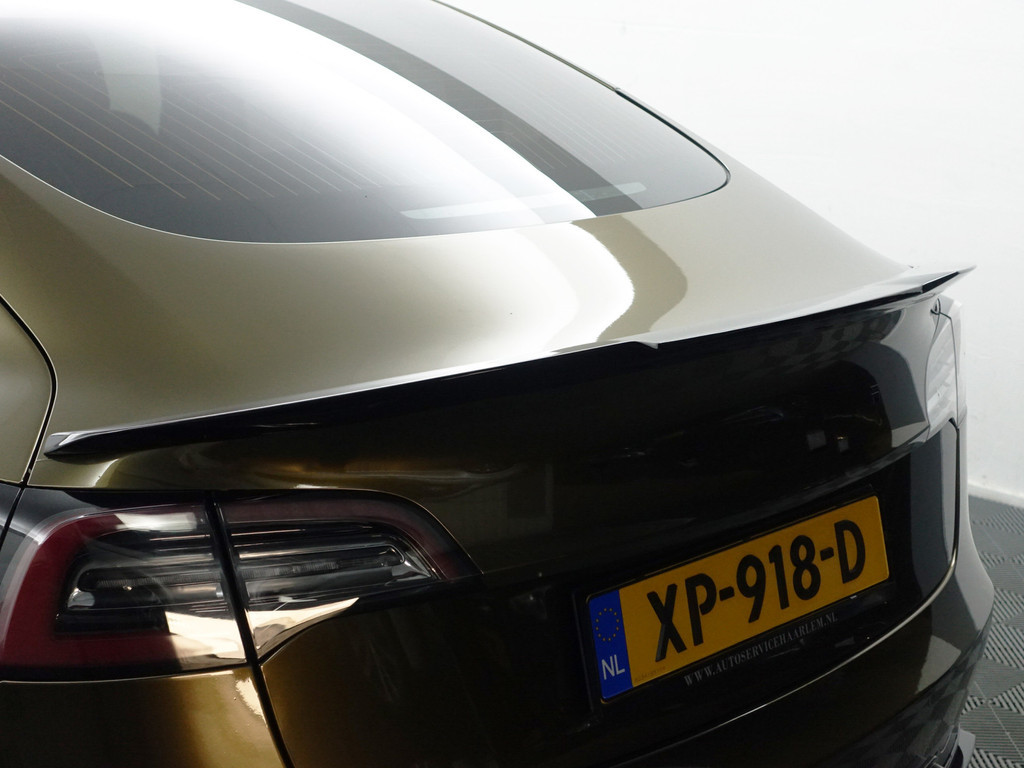 
								Tesla Model 3 Long Range Performance Edition- Carbon Interieur Afwerking, Full Self Driving, Connectiviteit, Xenon Led, Panodak vol									