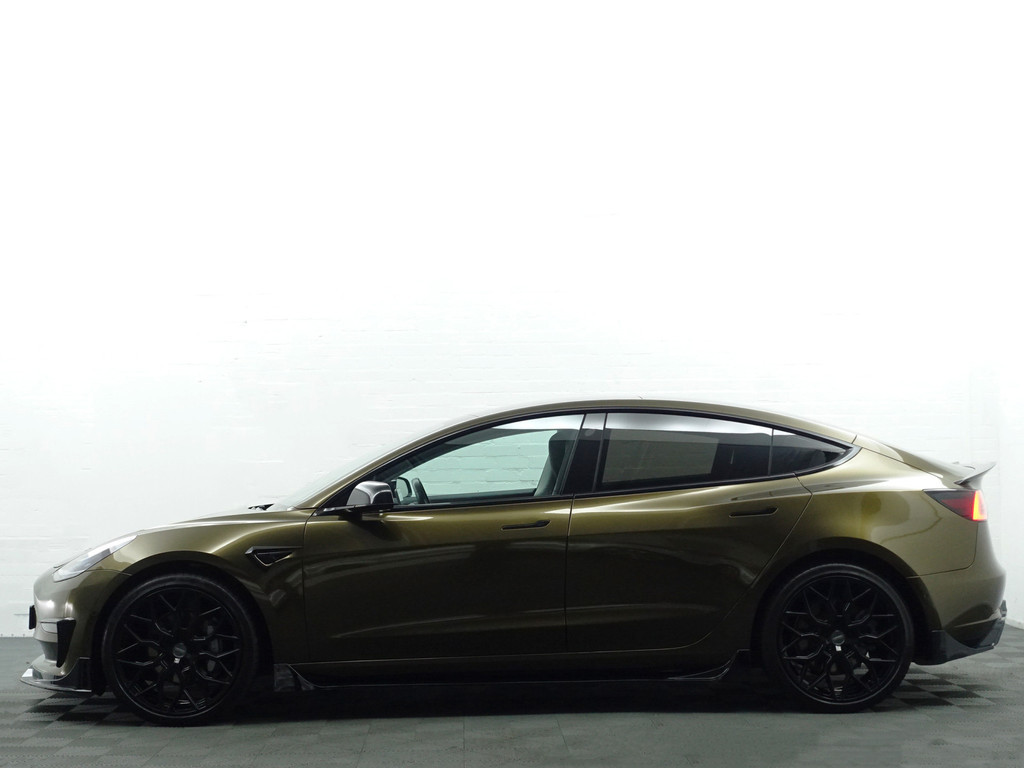 
								Tesla Model 3 Long Range Performance Edition- Carbon Interieur Afwerking, Full Self Driving, Connectiviteit, Xenon Led, Panodak vol									