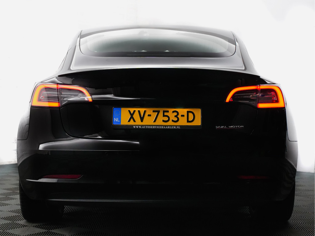 
Tesla Model 3 Performance S Dual Motor Blackline Aut- Panoramadak, Autopilot, Comfort Leder, Carbon Parts vol									