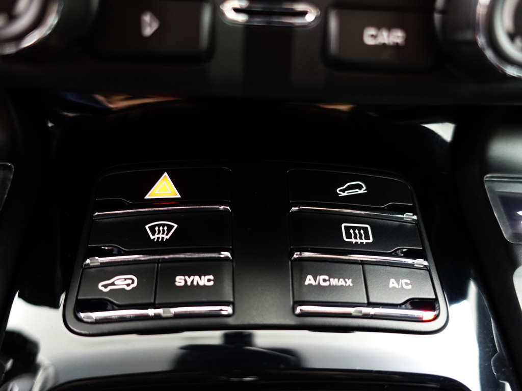 
Porsche Cayenne 3.0 S E-Hybrid- Memory Seats, Bose Audio, Leder Interieur Afwerking, Elek Trekhaak, Park Assist vol									