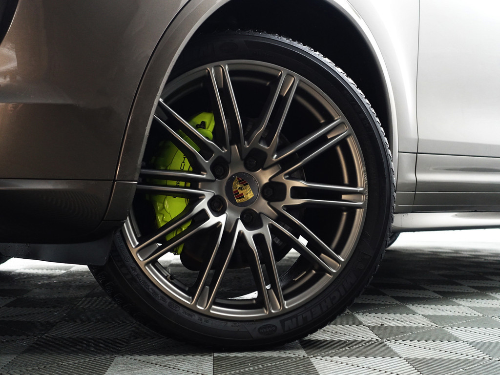 
Porsche Cayenne 3.0 S E-Hybrid- Memory Seats, Bose Audio, Leder Interieur Afwerking, Elek Trekhaak, Park Assist vol									