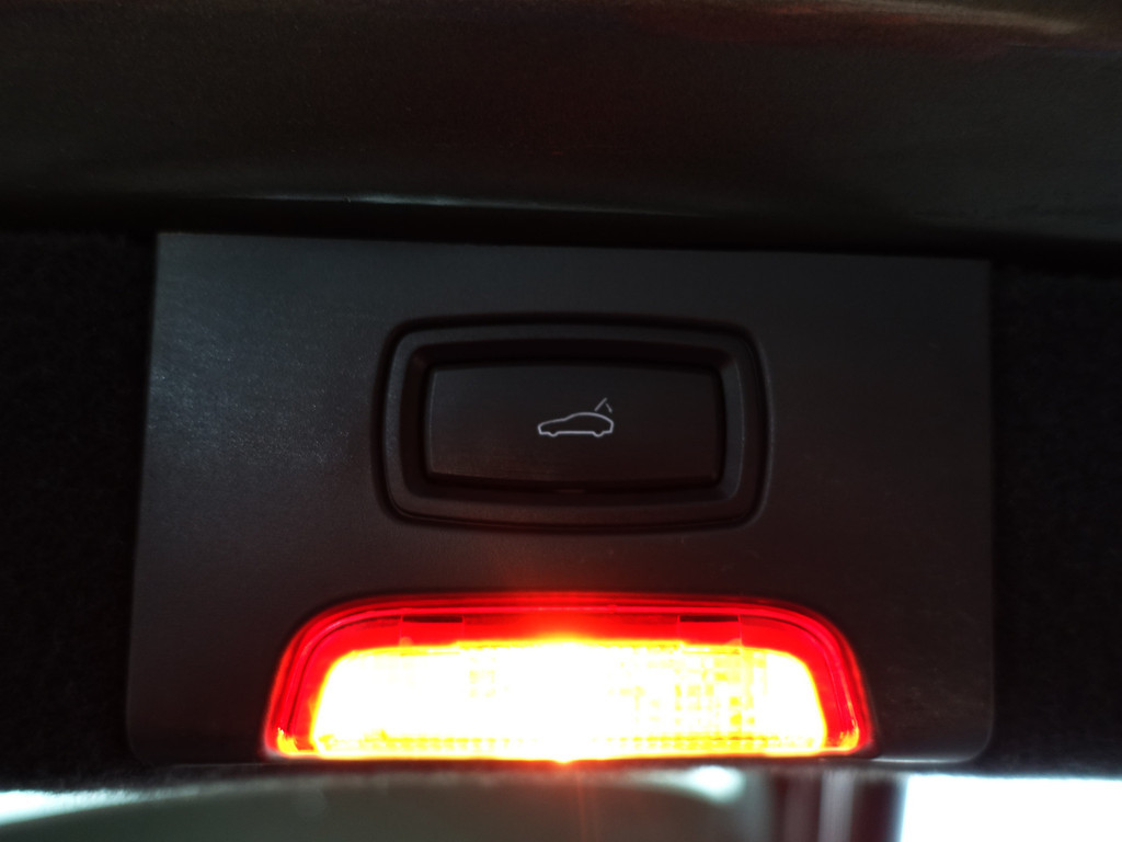 
Porsche Cayenne 3.0 S E-Hybrid- Memory Seats, Bose Audio, Leder Interieur Afwerking, Elek Trekhaak, Park Assist vol									