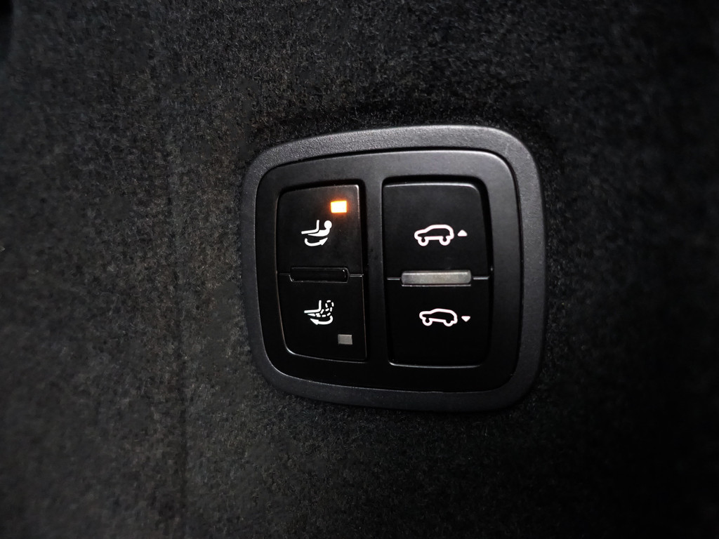 
Porsche Cayenne 3.0 S E-Hybrid- Memory Seats, Bose Audio, Leder Interieur Afwerking, Elek Trekhaak, Park Assist vol									