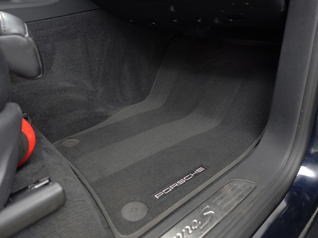 
Porsche Cayenne 3.0 S E-Hybrid NAP 49dkm, Sport Chrono, Burmester, Memory, Carbon, Keramisch, Keyless, Stoelventilatie vol									