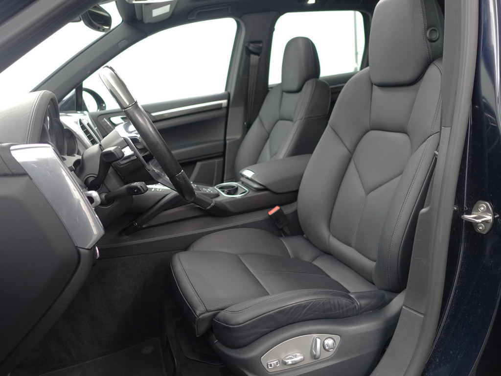 
Porsche Cayenne 3.0 S E-Hybrid NAP 49dkm, Sport Chrono, Burmester, Memory, Carbon, Keramisch, Keyless, Stoelventilatie vol									
