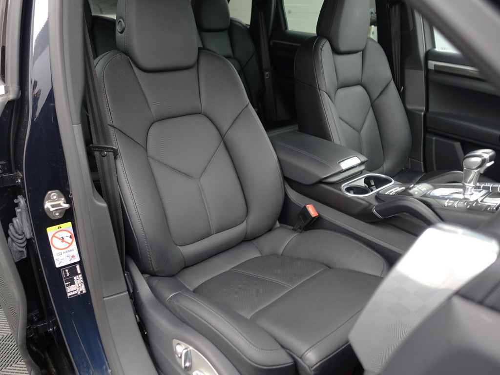 
Porsche Cayenne 3.0 S E-Hybrid NAP 49dkm, Sport Chrono, Burmester, Memory, Carbon, Keramisch, Keyless, Stoelventilatie vol									