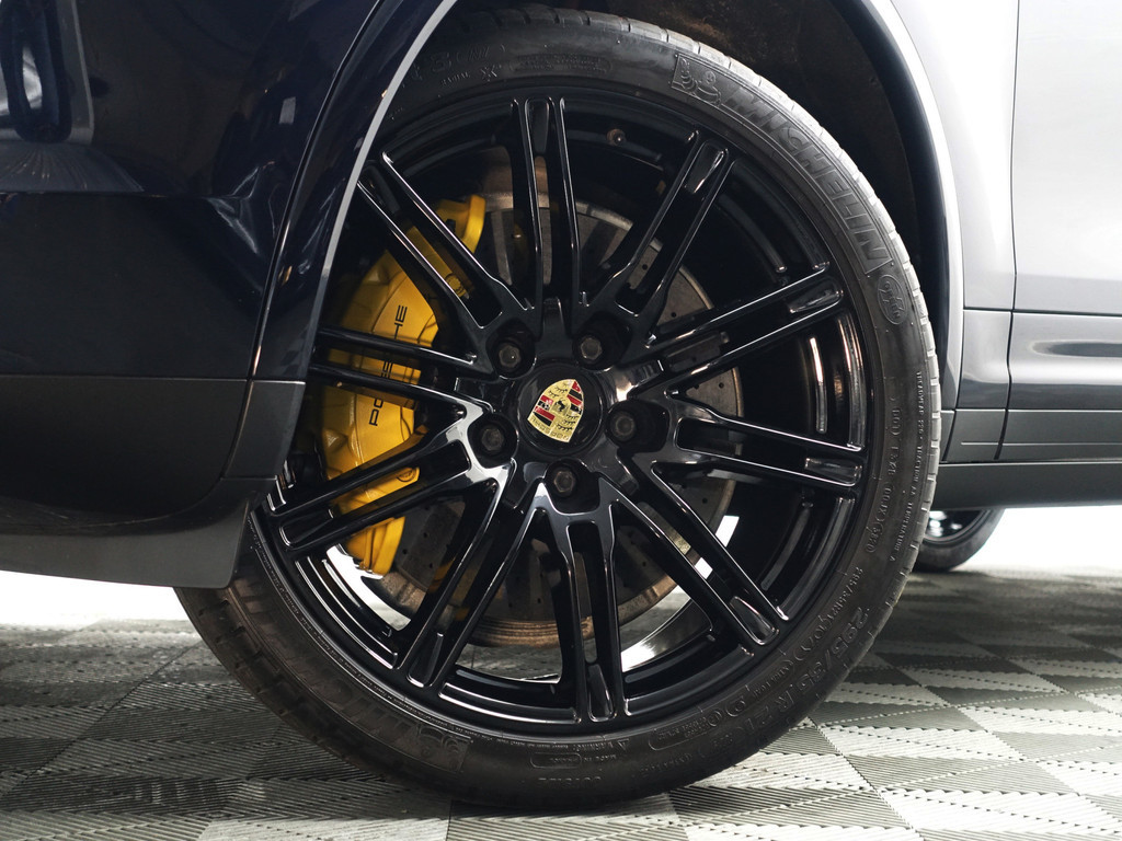 
Porsche Cayenne 3.0 S E-Hybrid NAP 49dkm, Sport Chrono, Burmester, Memory, Carbon, Keramisch, Keyless, Stoelventilatie vol									