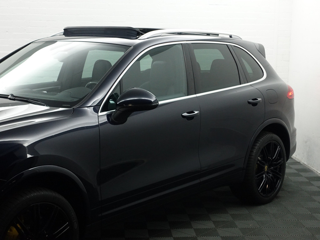 
Porsche Cayenne 3.0 S E-Hybrid NAP 49dkm, Sport Chrono, Burmester, Memory, Carbon, Keramisch, Keyless, Stoelventilatie vol									