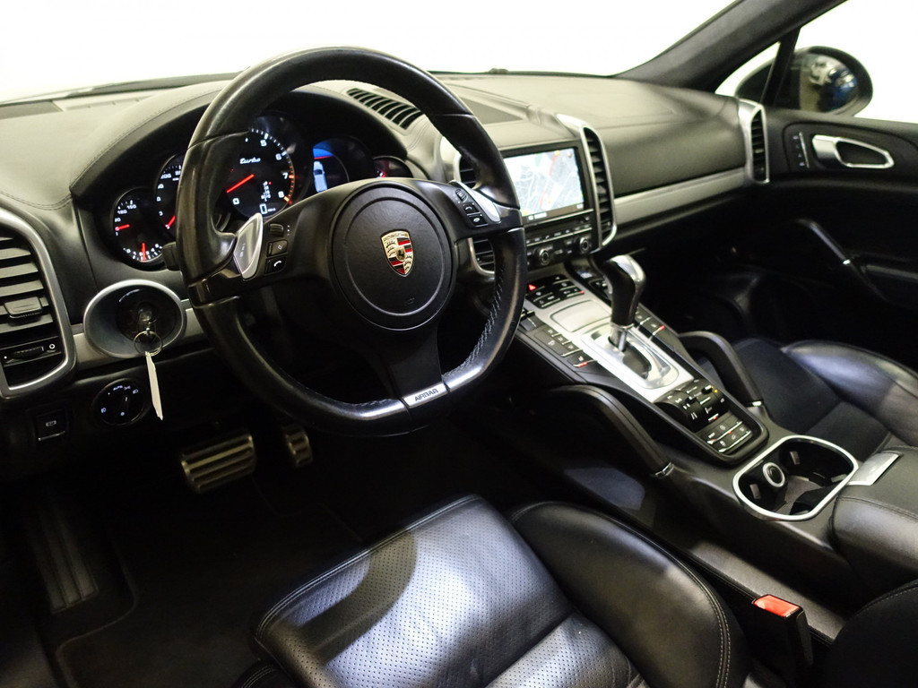 
								Porsche Cayenne 4.8 Turbo 500pk Aut- Panoramadak, Bose Audio, Camera, Design Leder, Memory Seats, Xenon Led vol									