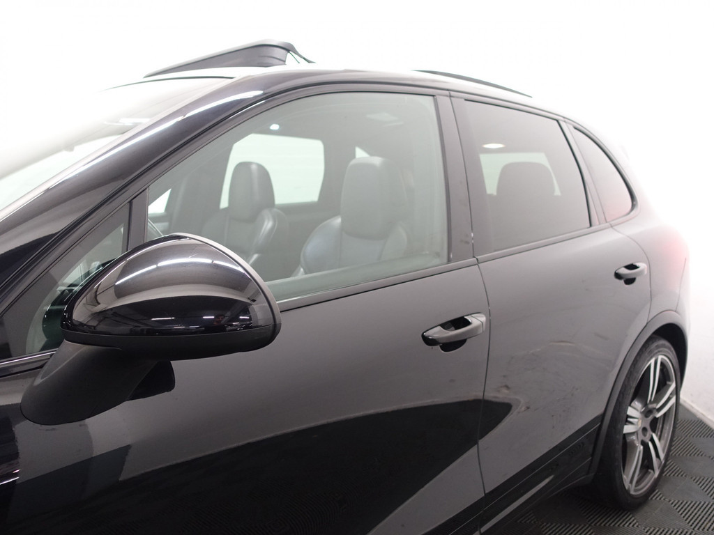 
								Porsche Cayenne 4.8 Turbo 500pk Aut- Panoramadak, Bose Audio, Camera, Design Leder, Memory Seats, Xenon Led vol									