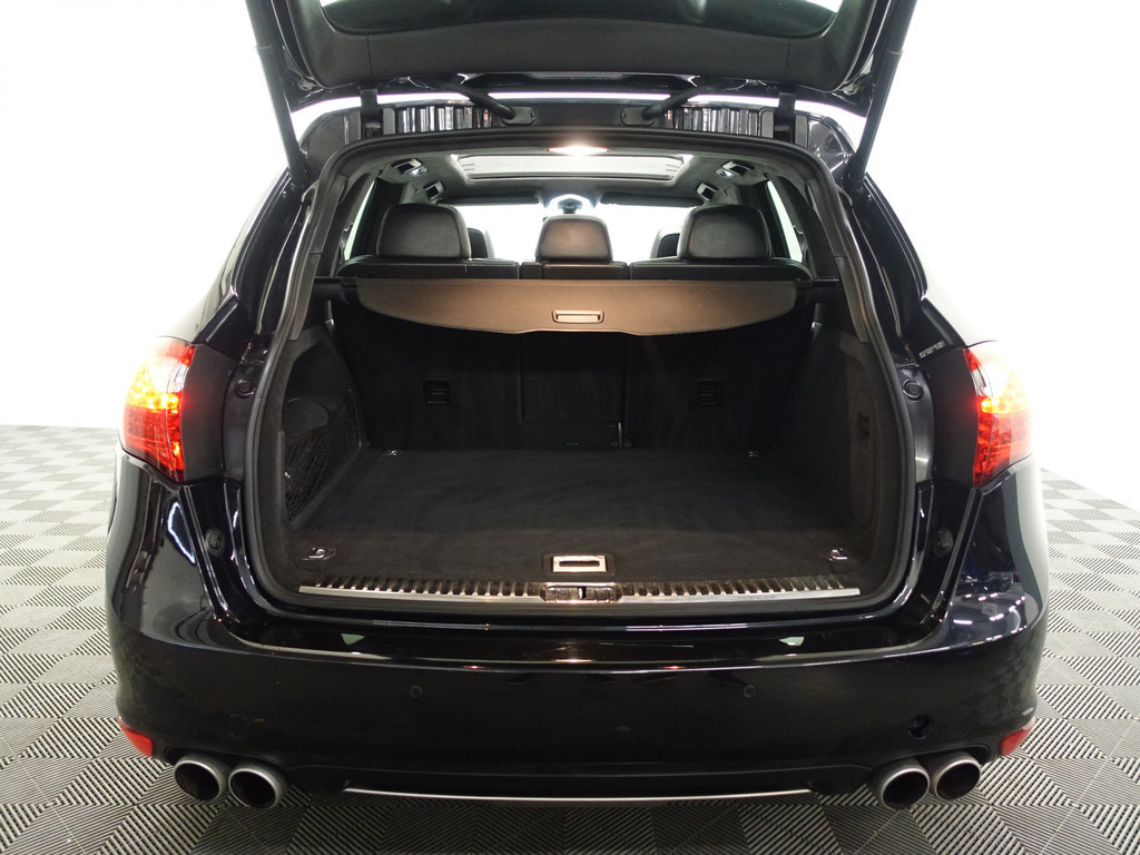 
								Porsche Cayenne 4.8 Turbo 500pk Aut- Panoramadak, Bose Audio, Camera, Design Leder, Memory Seats, Xenon Led vol									