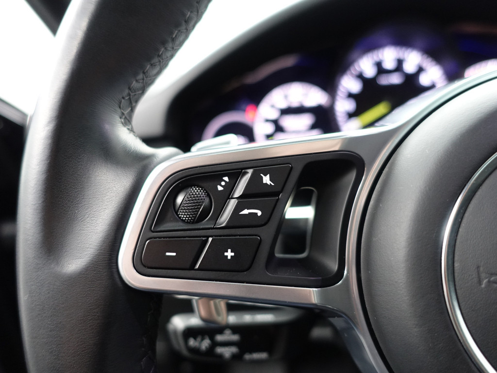 
Porsche Cayenne Coupé 3.0 E-Hybrid Mansory Aut- Full Carbon Package, Sportuitlaat, Bose Audio, Sport Chrono, Stoelventilatie, Memory, Glazendak vol									