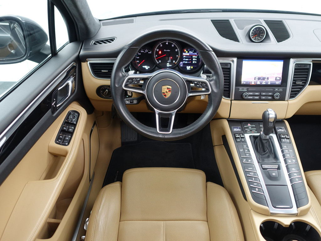 
Porsche Macan 3.6 Turbo Sport Chrono, Alcantara Design, Stoelventilatie, Burmester, 360 Camera, Standkachel vol									