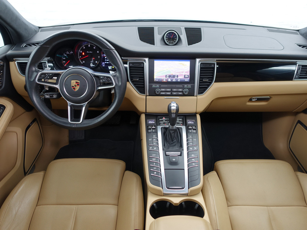 
Porsche Macan 3.6 Turbo Sport Chrono, Alcantara Design, Stoelventilatie, Burmester, 360 Camera, Standkachel vol									