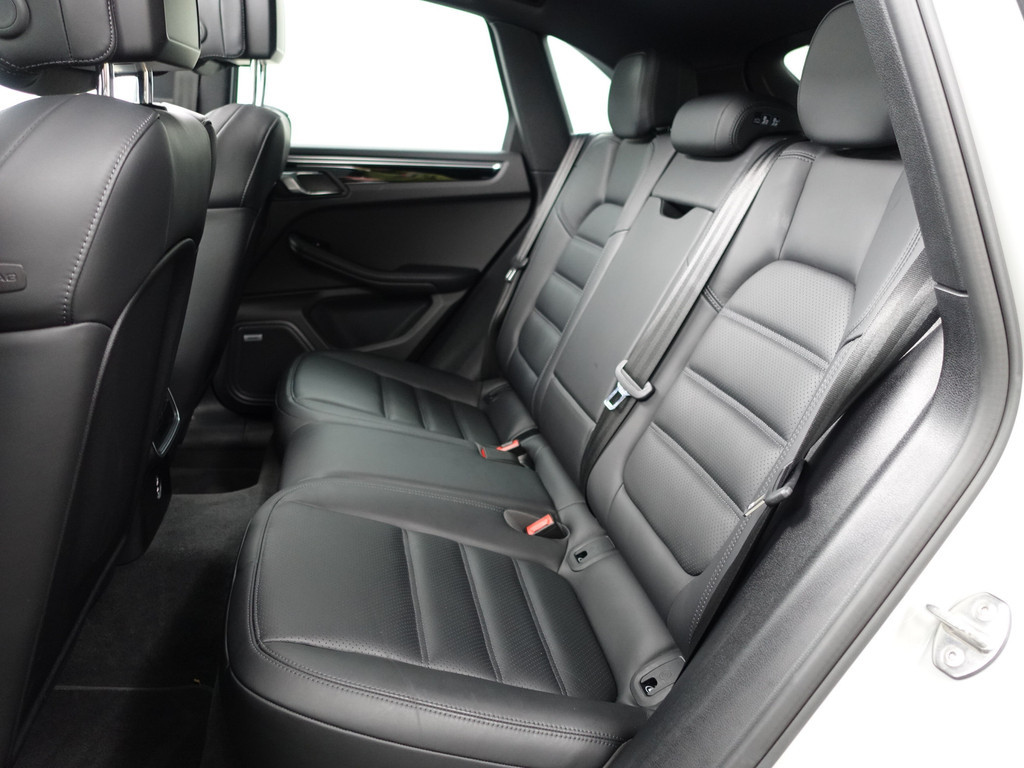 
Porsche Macan 3.0 S Design Aut- Sport Chrono, Panoramadak, Stuur/Stoelverwarming, Bose Audio, Memory Seats vol									