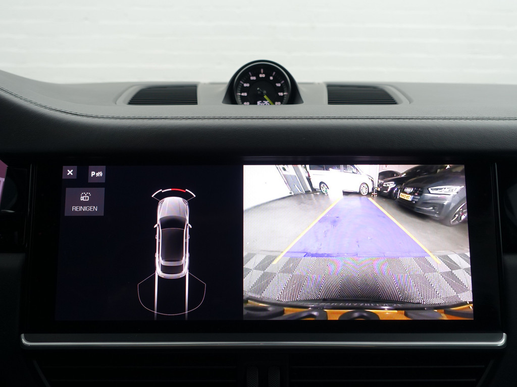 
Porsche Cayenne Coupé 3.0 E-Hybrid Mansory Aut- Full Carbon Package, Sportuitlaat, Bose Audio, Sport Chrono, Stoelventilatie, Memory, Glazendak vol									